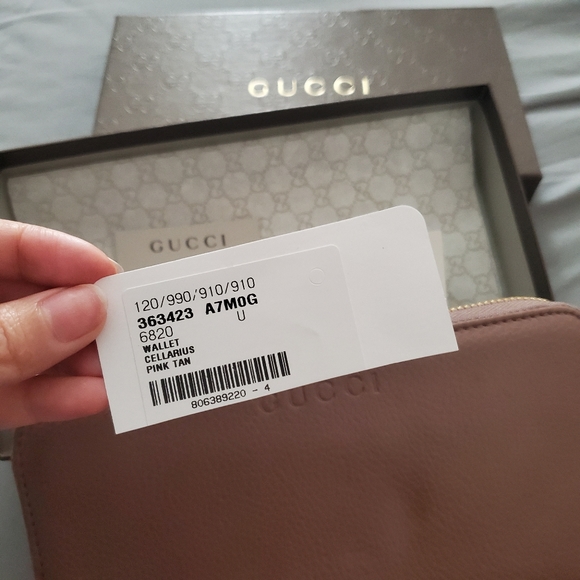 Leather Gucci wallet - Picture 3 of 4